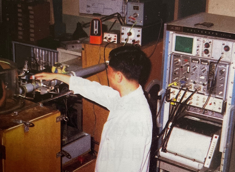 最早的肺功能测定仪