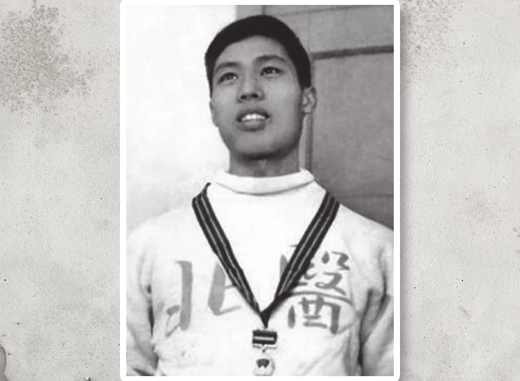 22岁时打破400米栏全国纪录的钟南山